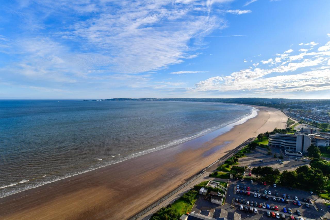 Just Stay Wales - Meridian Quay Penthouses Суонзи Екстериор снимка