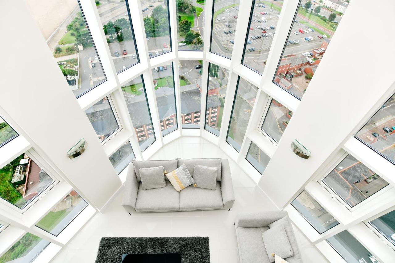 Just Stay Wales - Meridian Quay Penthouses Суонзи Екстериор снимка