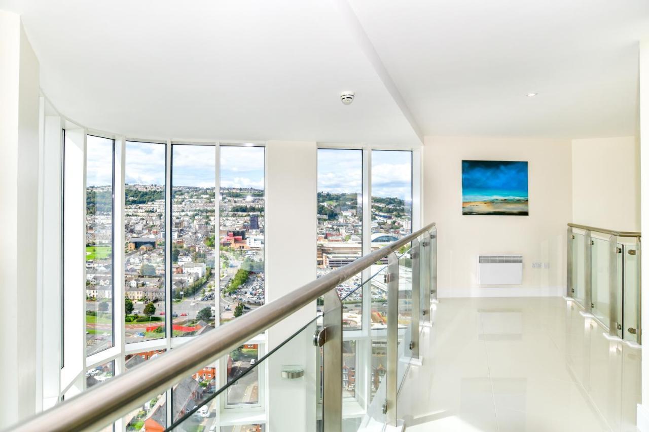 Just Stay Wales - Meridian Quay Penthouses Суонзи Екстериор снимка