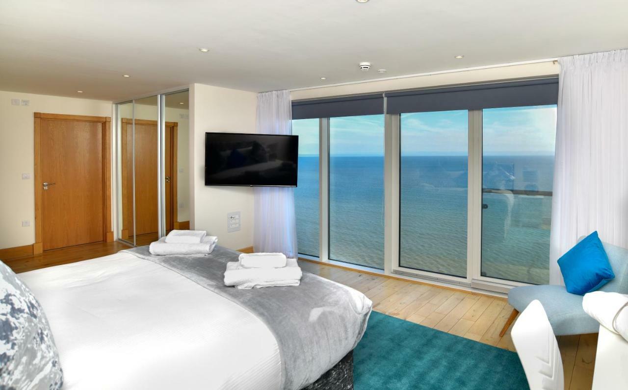 Just Stay Wales - Meridian Quay Penthouses Суонзи Екстериор снимка