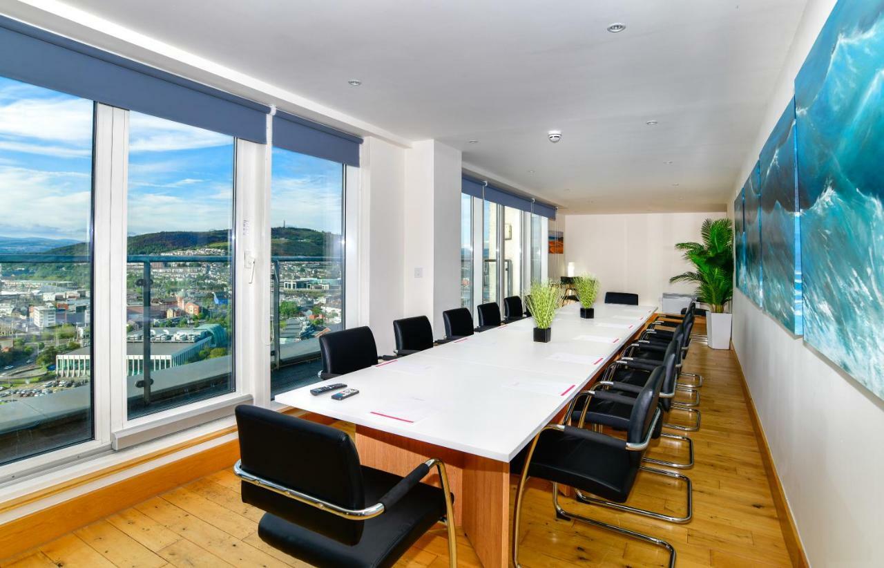 Just Stay Wales - Meridian Quay Penthouses Суонзи Екстериор снимка