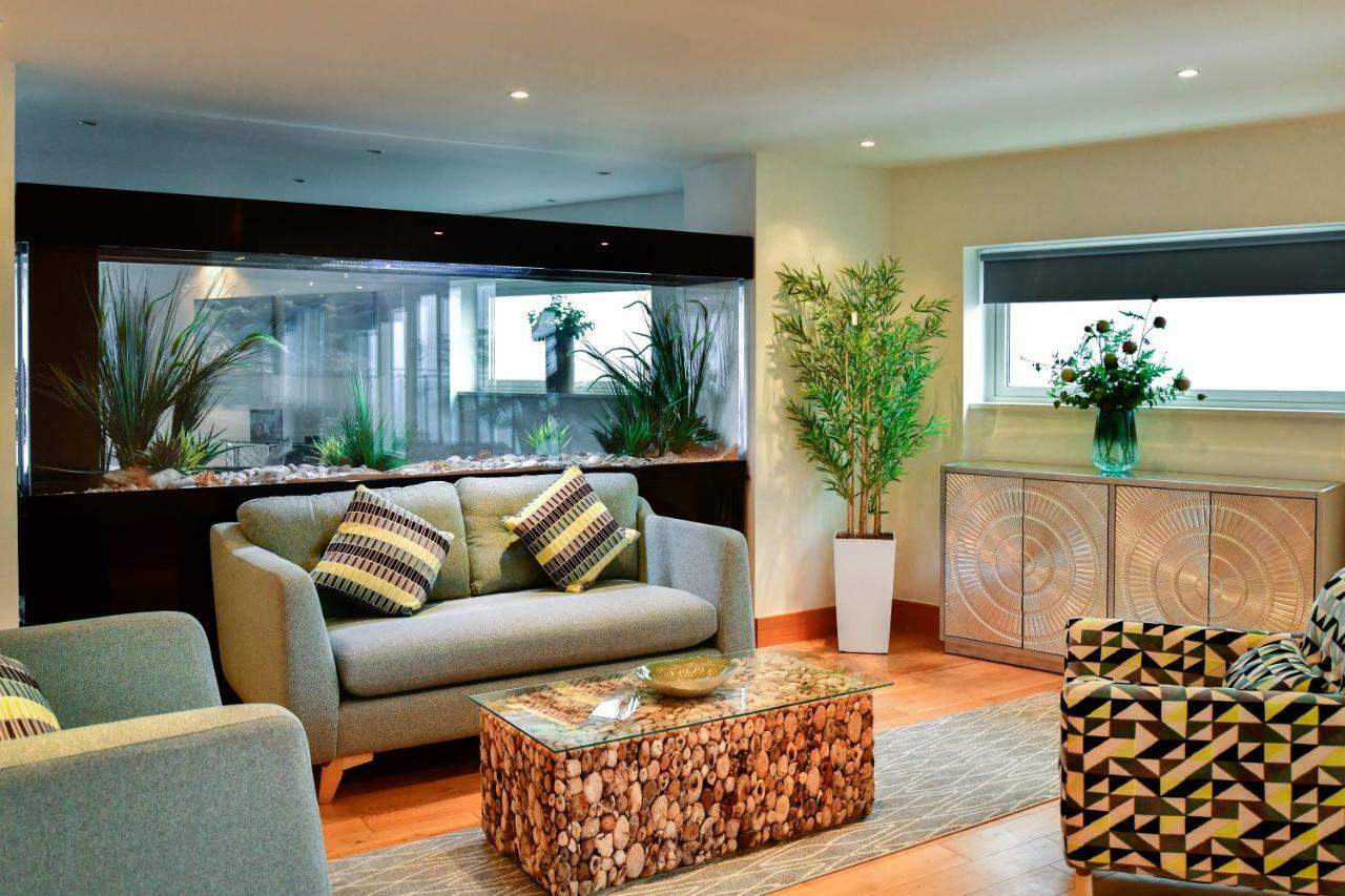 Just Stay Wales - Meridian Quay Penthouses Суонзи Екстериор снимка
